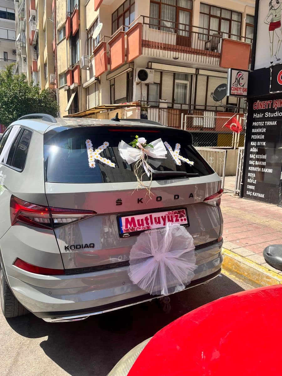 Beyaz Yapay Gelin Arabası - Küçük Görsel 5