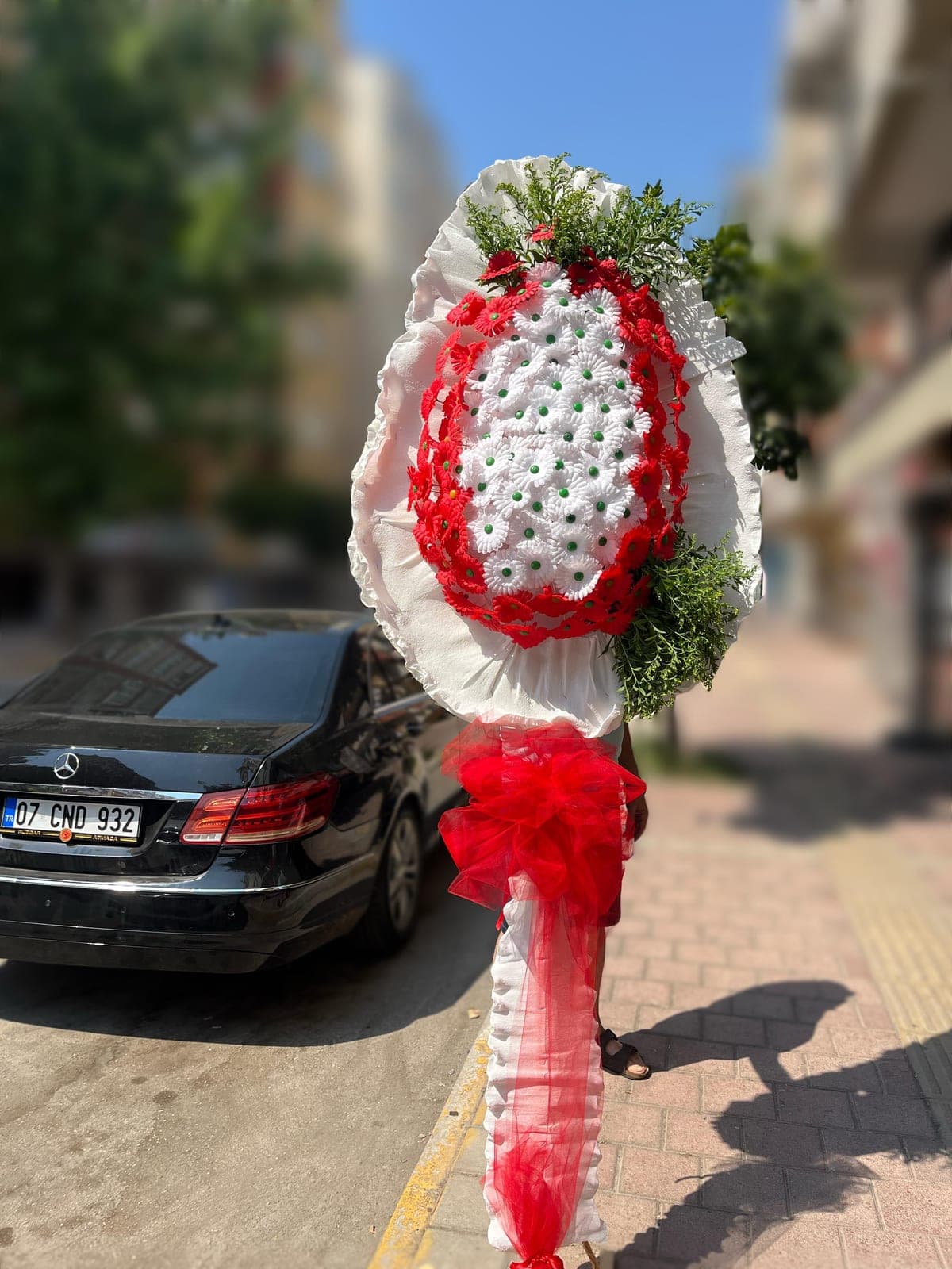 Yapay Gerbera Çelenk