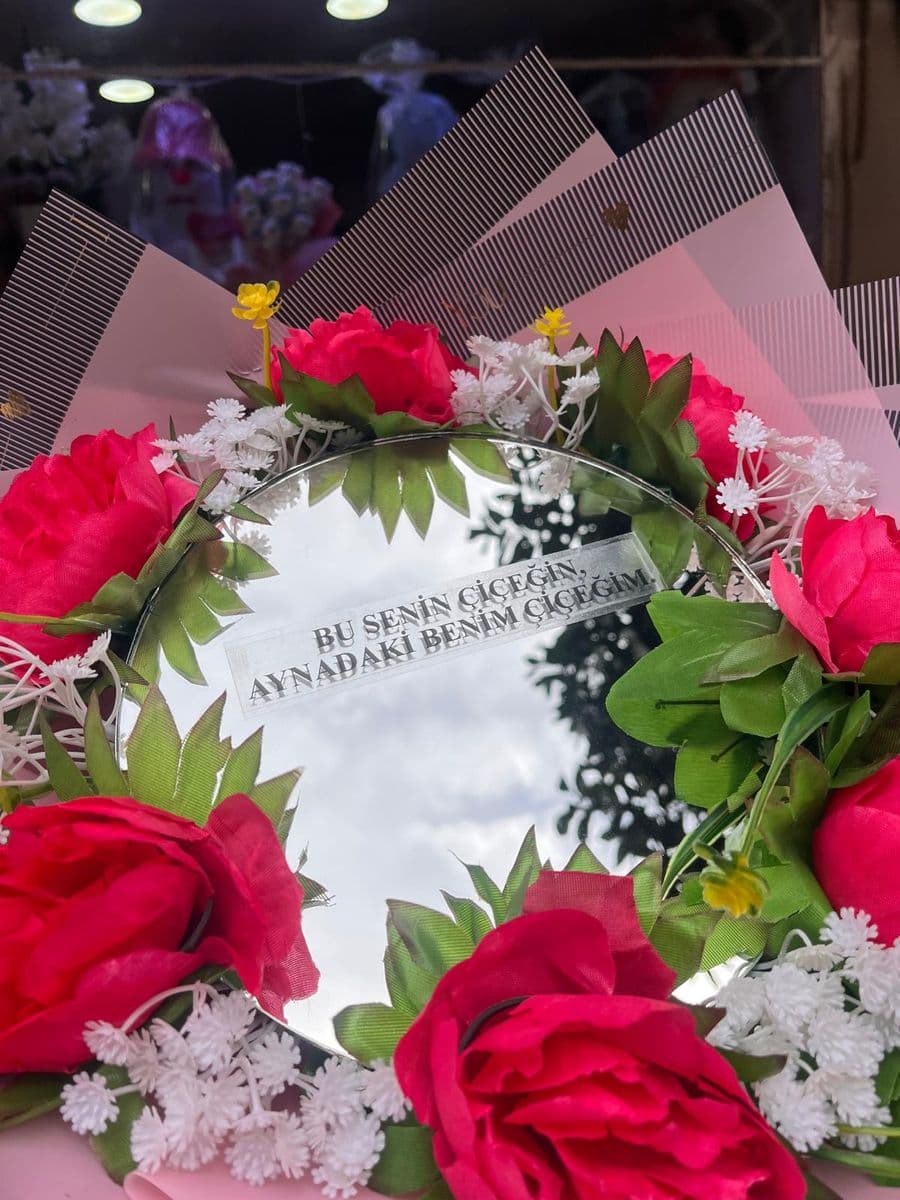 Pembe Aynalı Buket - Küçük Görsel 2